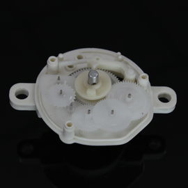 Pieza de automóvil plástica moldeada inyección plástica de POM sobre Motorhalter blanco que moldea